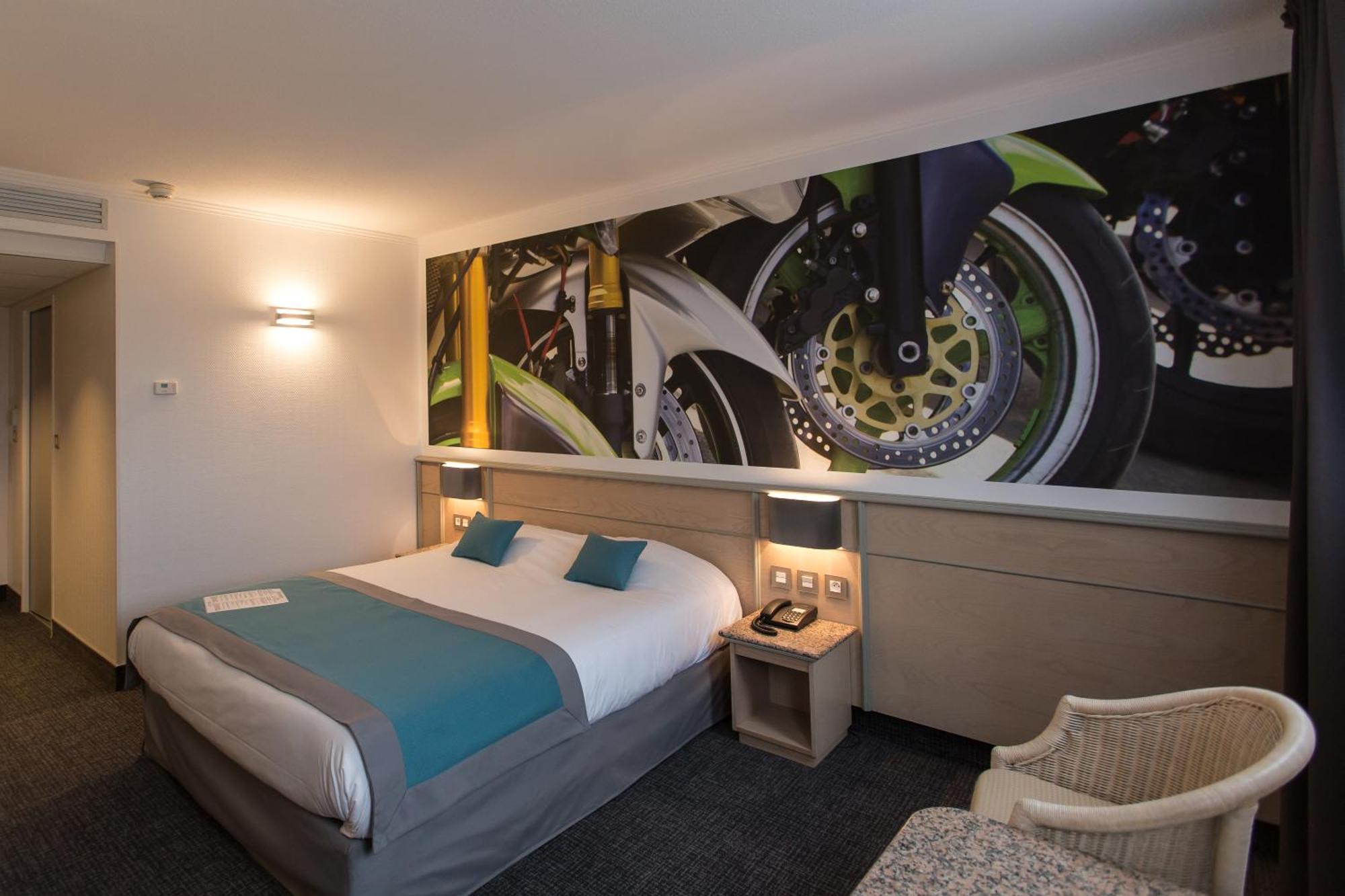 Le Paddock Hotel 4*